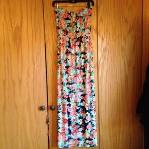 🌺 Trixxi Floral Maxi Dress S